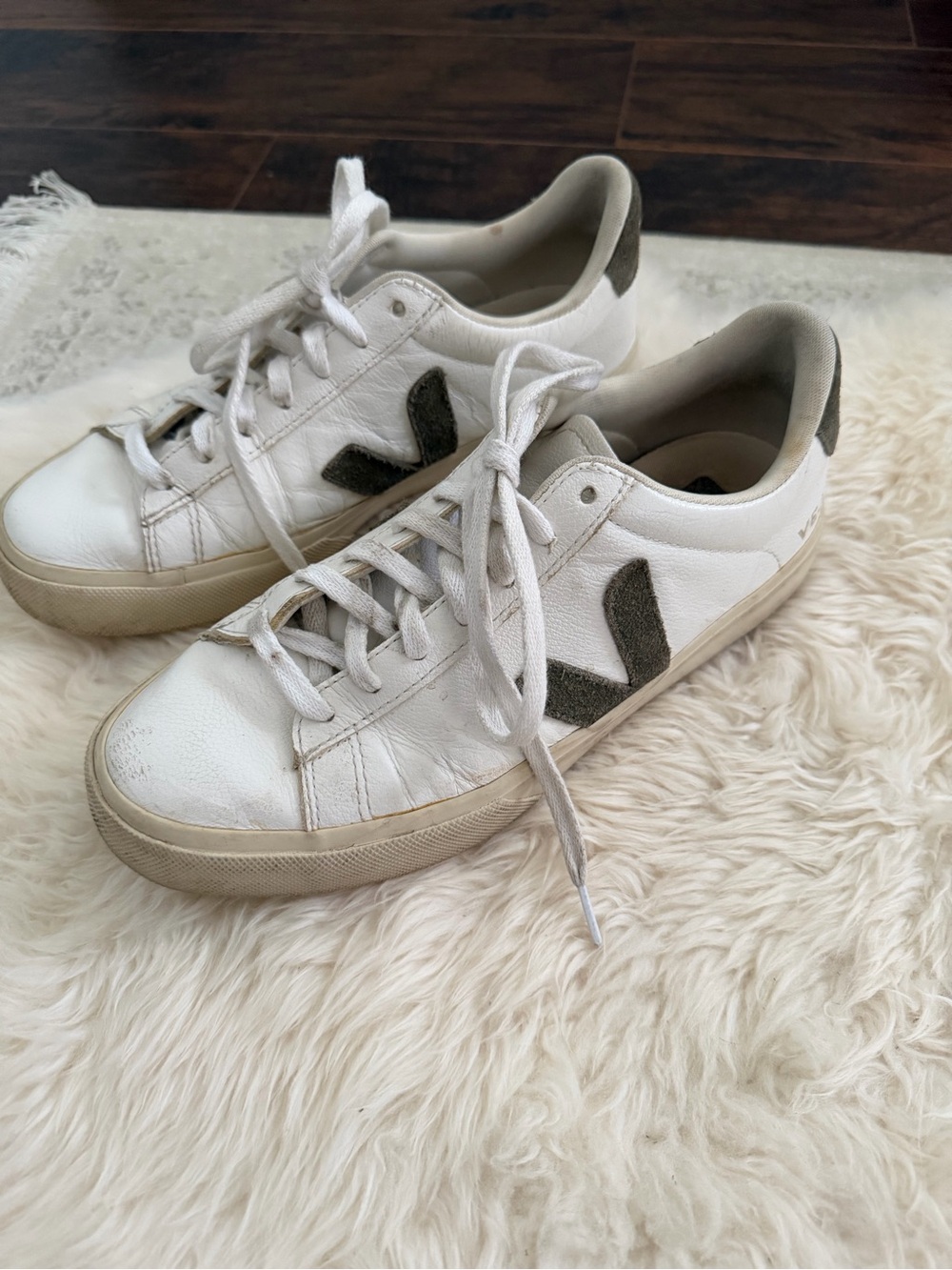 Veja Women's White Leather Sneakers with Olive Suede V - Picture 4 of 6